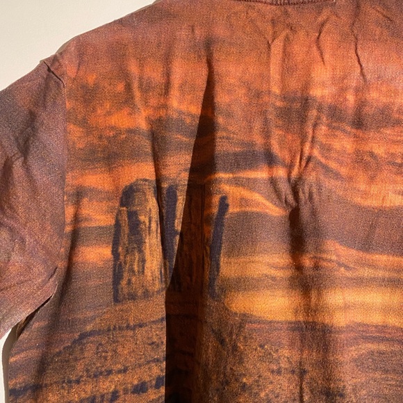 2 printed t-shirts from UO - Cool Nature Prints - Picture 3 of 11